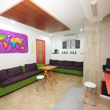 Mnl Boutique Hostel Makati City Exteriér fotografie